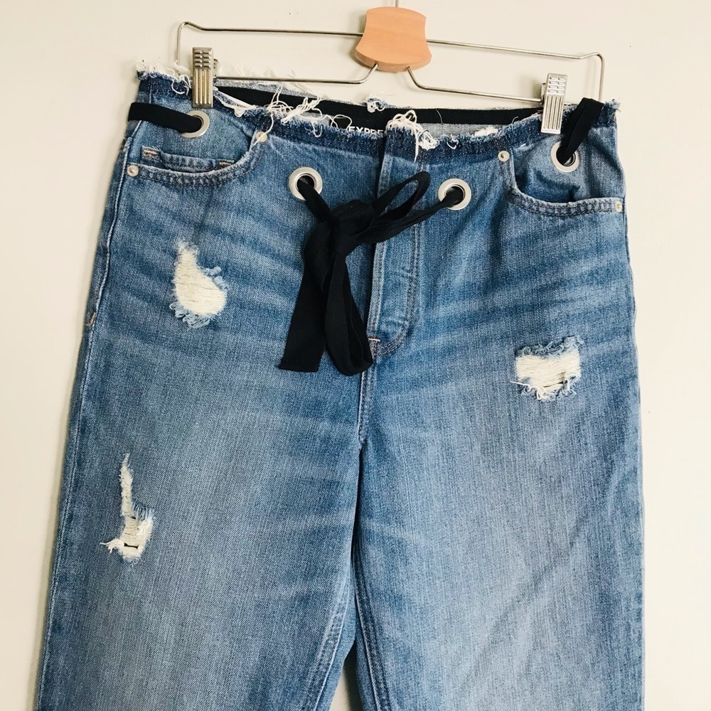 Express Straight Ankle High Rise Ribbon Jeans - Picture 3 of 10